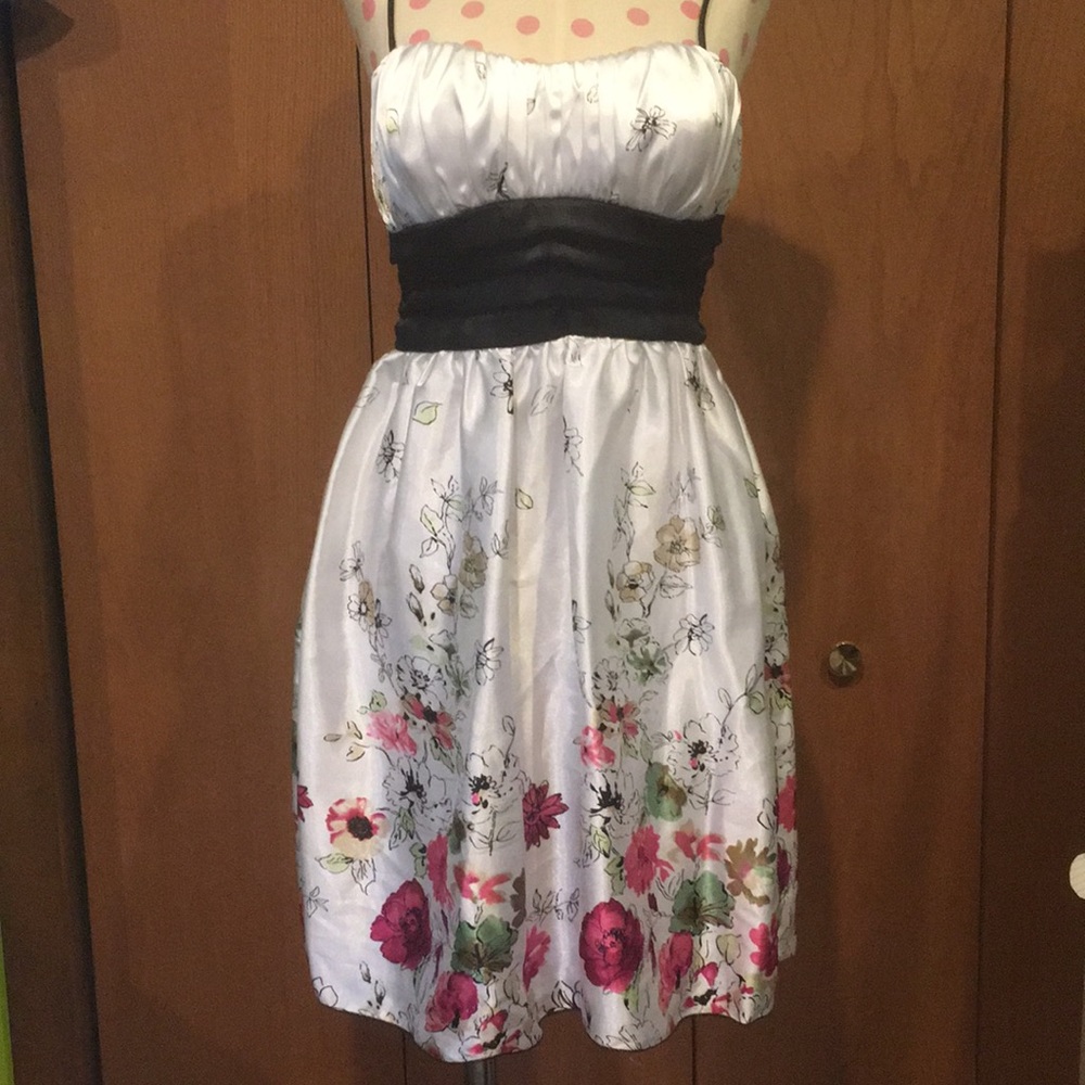 White and black floral summer dress vintage y2k